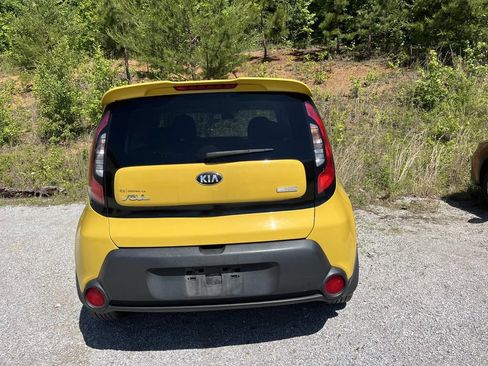 Used 2015 Kia Soul + w/ Eco Package FWD image 4
