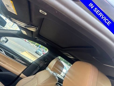 Used 2021 BMW 740i xDrive w/ M Sport Package AWD/4WD image 10