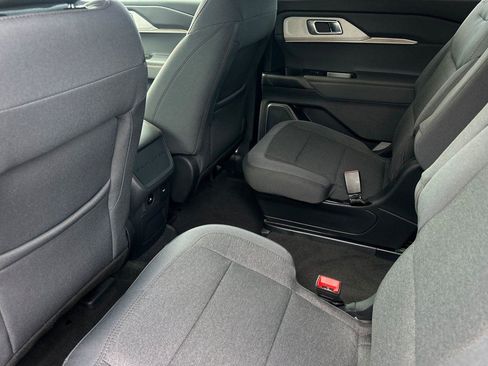 New 2026 Ford Explorer Active image 9