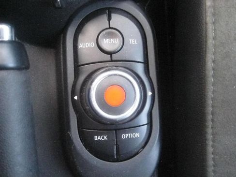 Used 2015 MINI Cooper 2-Door Hardtop image 21