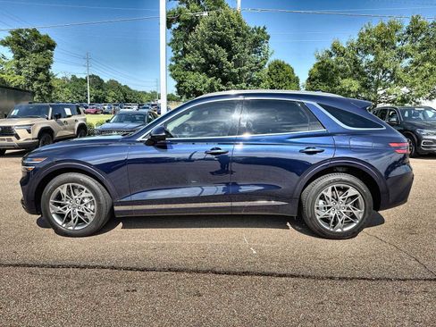 Used 2025 Genesis GV70 2.5T AWD/4WD image 5