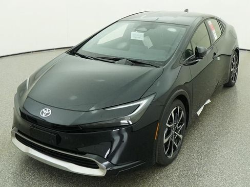 New 2026 Toyota Prius Plug-In Hybrid FWD image 16