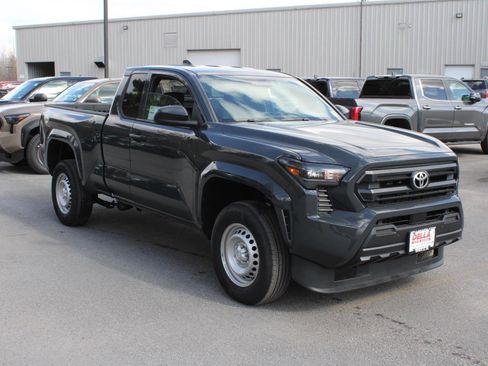 New 2026 Toyota Tacoma SR AWD/4WD image 3