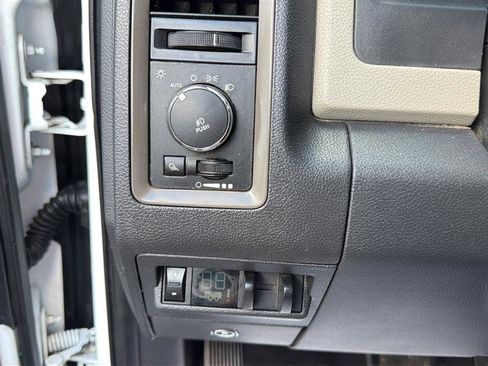 Used 2012 RAM 1500 Express image 24