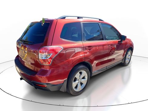 Used 2016 Subaru Forester 2.5i Premium image 8