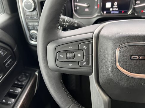 Used 2022 GMC Sierra 3500 Denali image 27