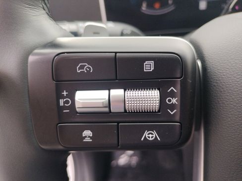 Used 2025 Hyundai Santa Fe SEL image 16