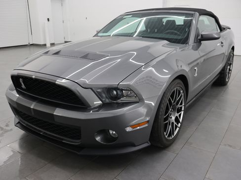 Used 2011 Ford Mustang Shelby GT500 w/ SVT Performance Pkg RWD image 7