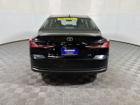 Used 2025 Toyota Camry LE FWD image 7