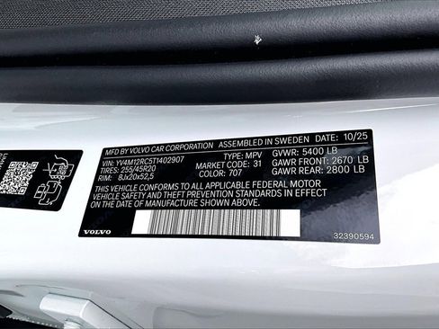 New 2026 Volvo XC60 B5 Plus w/ Protection Package Premier image 14