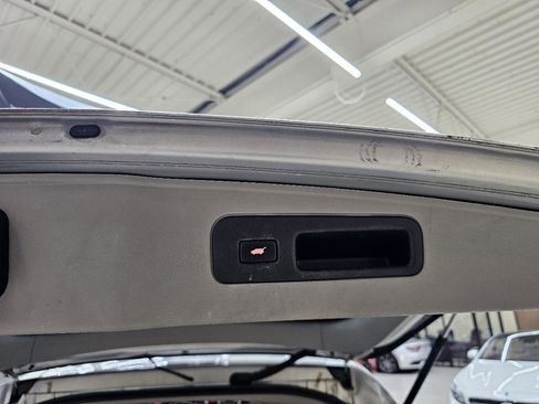 Used 2015 Honda Odyssey Touring image 13