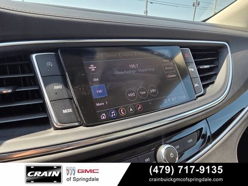 Used 2022 Buick Enclave Avenir w/ Avenir Technology Package AWD/4WD image 16
