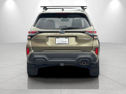Used 2025 Subaru Forester Touring image 7