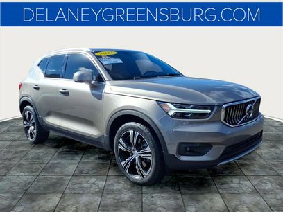 Used 2021 Volvo XC40 T4 Inscription w/ Advanced Package
