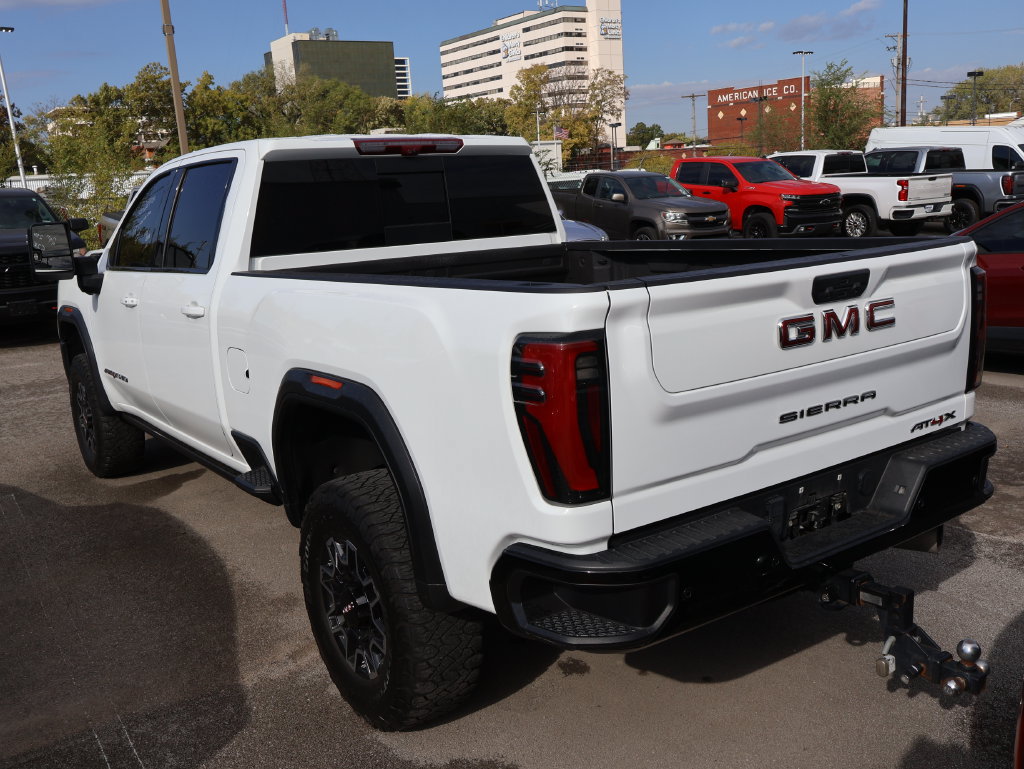 Used 2024 GMC Sierra 2500 AT4X AWD/4WD image 17