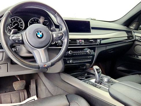 Used 2018 BMW X5 xDrive50i w/ M Sport Package image 13