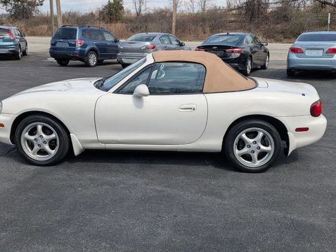 Used 1999 MAZDA MX-5 Miata image 12
