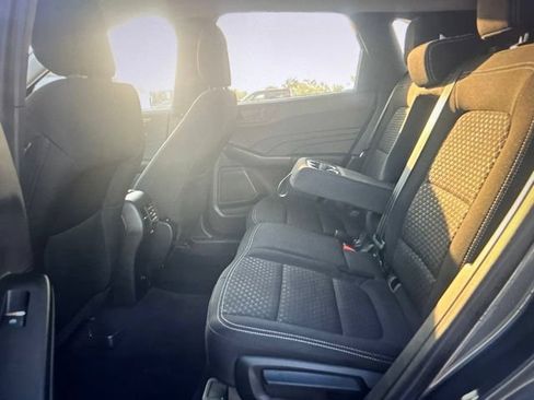 Used 2023 Ford Escape Active AWD/4WD image 9