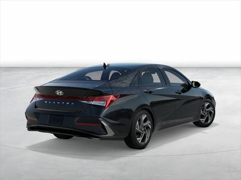 New 2026 Hyundai Elantra SEL Sport Premium FWD image 4