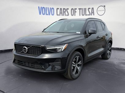 New 2026 Volvo XC40 B5 Core
