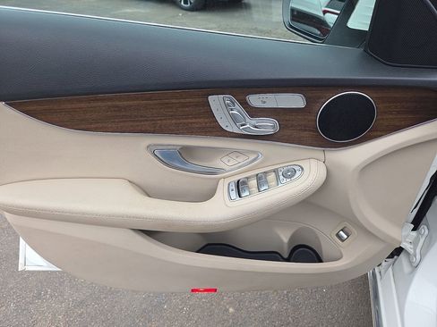Used 2019 Mercedes-Benz C 300 4MATIC Sedan w/ Premium Package image 13