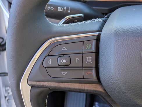 New 2026 Jeep Grand Cherokee Limited RWD image 15