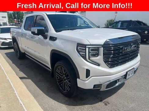 Used 2022 GMC Sierra 1500 Denali Ultimate AWD/4WD image 1