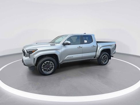 New 2025 Toyota Tacoma TRD Sport image 4