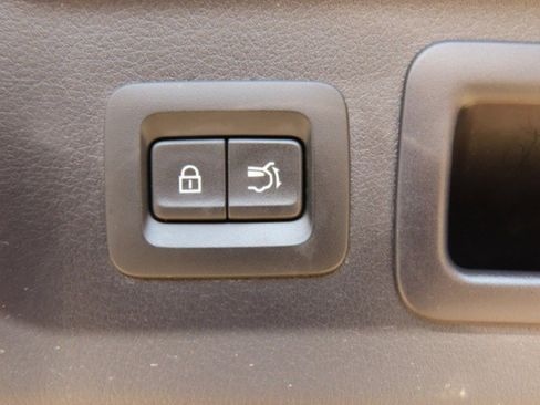 Used 2025 MAZDA CX-90 3.3 Turbo S w/ Premium Package image 13