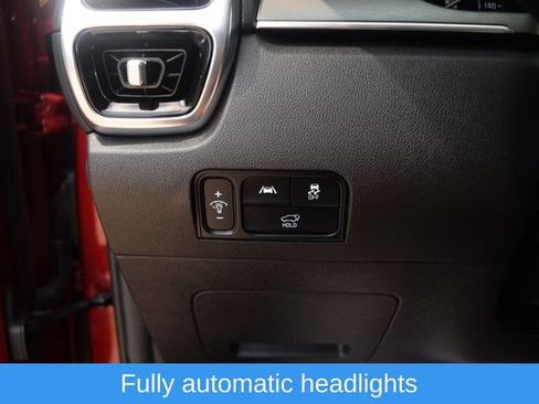 Used 2023 Kia Sorento SX AWD/4WD image 7
