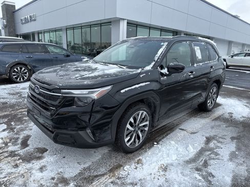 Used 2025 Subaru Forester Touring w/ Touring Package image 1