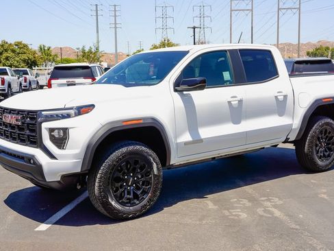 New 2026 GMC Canyon Elevation w/ Convenience Package RWD image 3