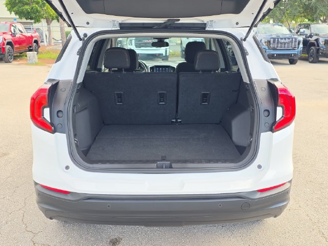 Certified 2021 GMC Terrain SLE w/ Driver Convenience Package FWD image 5