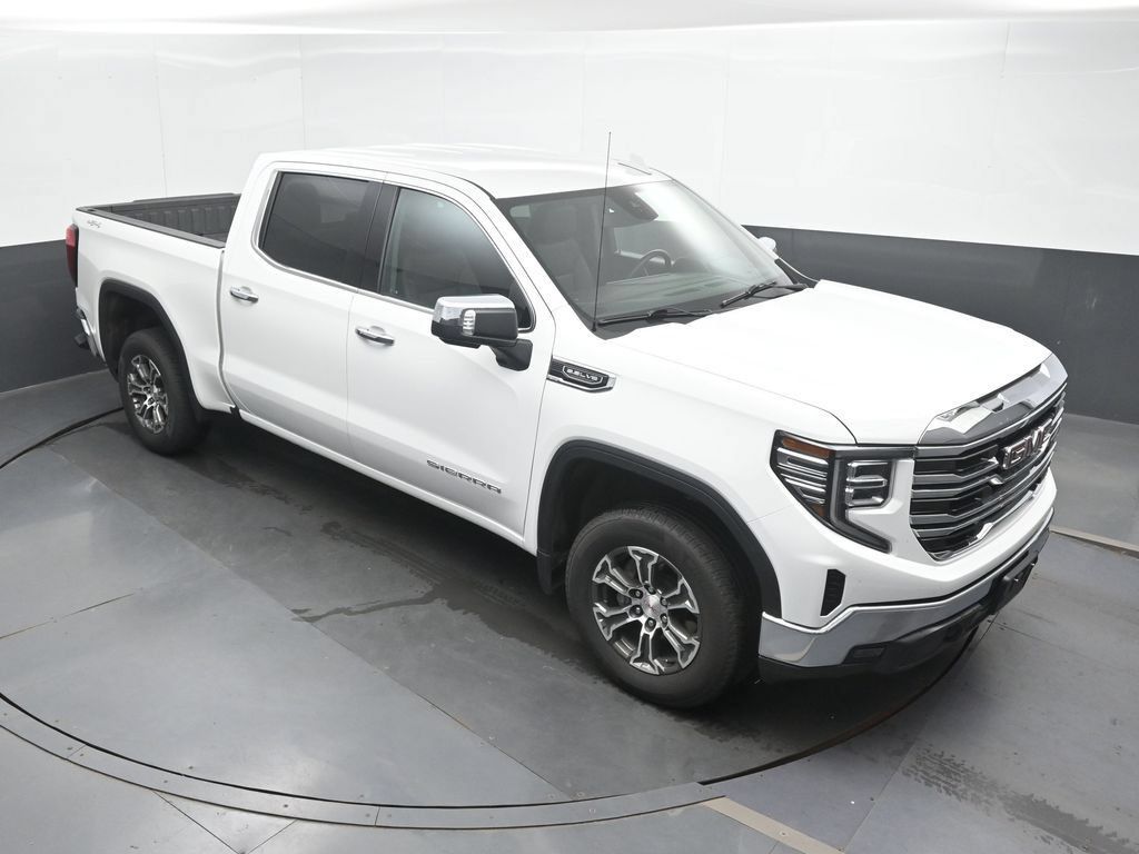 Used 2025 GMC Sierra 1500 SLT AWD/4WD image 32