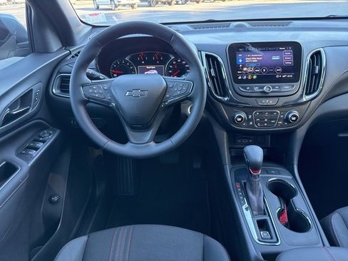 Used 2024 Chevrolet Equinox RS image 20