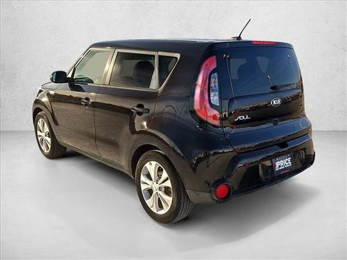 Used 2016 Kia Soul + image 8