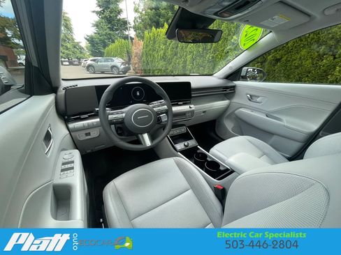 Used 2024 Hyundai Kona Limited FWD image 33