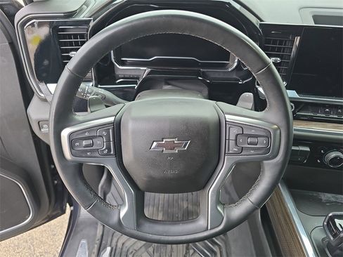 Used 2023 Chevrolet Silverado 1500 RST image 11