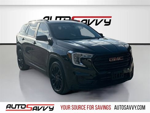 Used 2024 GMC Terrain SLE w/ Driver Convenience Package image 1