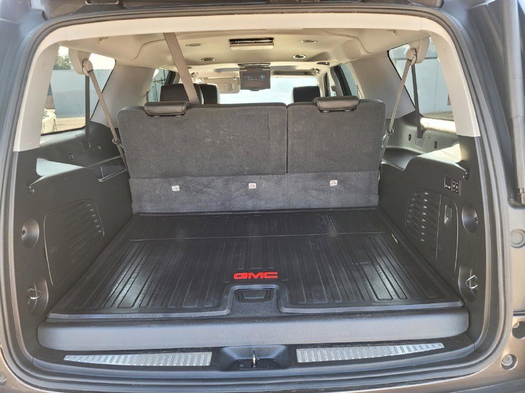 Used 2019 GMC Yukon XL Denali w/ Open Road Package RWD image 13