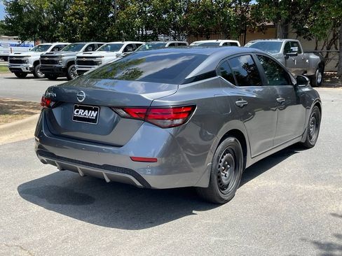 Used 2022 Nissan Sentra S FWD image 7