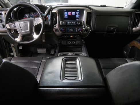 Used 2019 GMC Sierra 2500 Denali w/ Duramax Plus Package image 17
