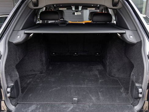 Used 2024 Rolls-Royce Cullinan image 48