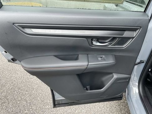 Used 2026 Honda CR-V TrailSport image 11