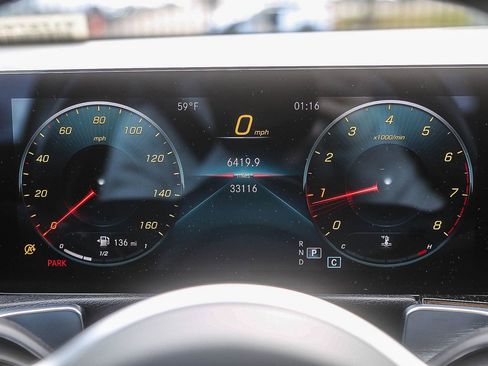 Used 2022 Mercedes-Benz GLB 250 4MATIC image 6