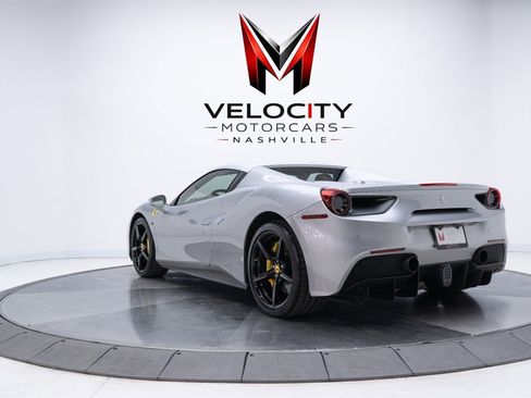 Used 2018 Ferrari 488 Spider image 7
