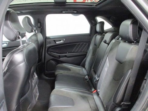 Used 2019 Ford Edge ST w/ Cold Weather Package image 8