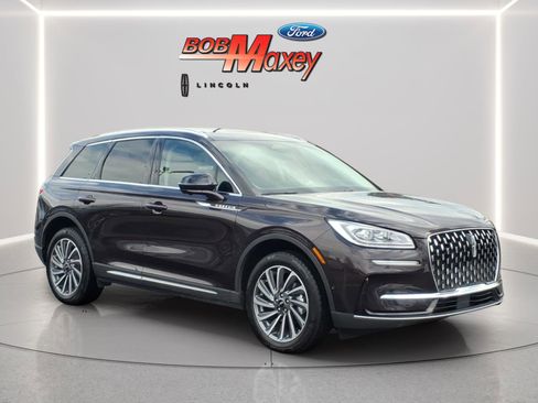 Used 2023 Lincoln Corsair Reserve w/ Equipment Group 202A AWD/4WD image 3