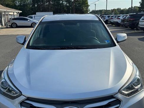 Used 2018 Hyundai Santa Fe Sport AWD/4WD image 16