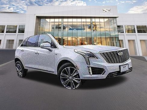Used 2026 Cadillac XT5 Premium Luxury w/ Driver Assist Package AWD/4WD image 3